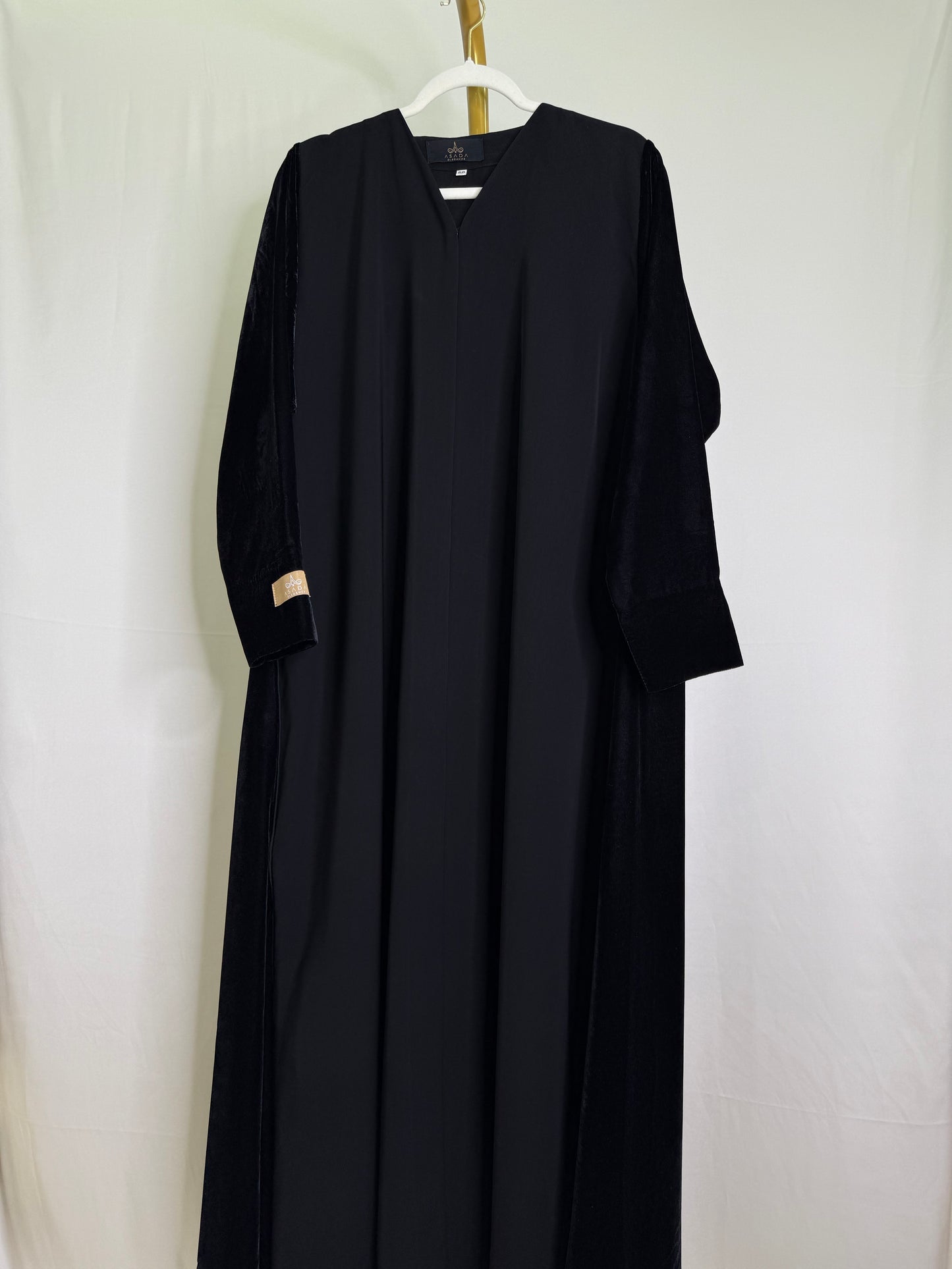 AB001