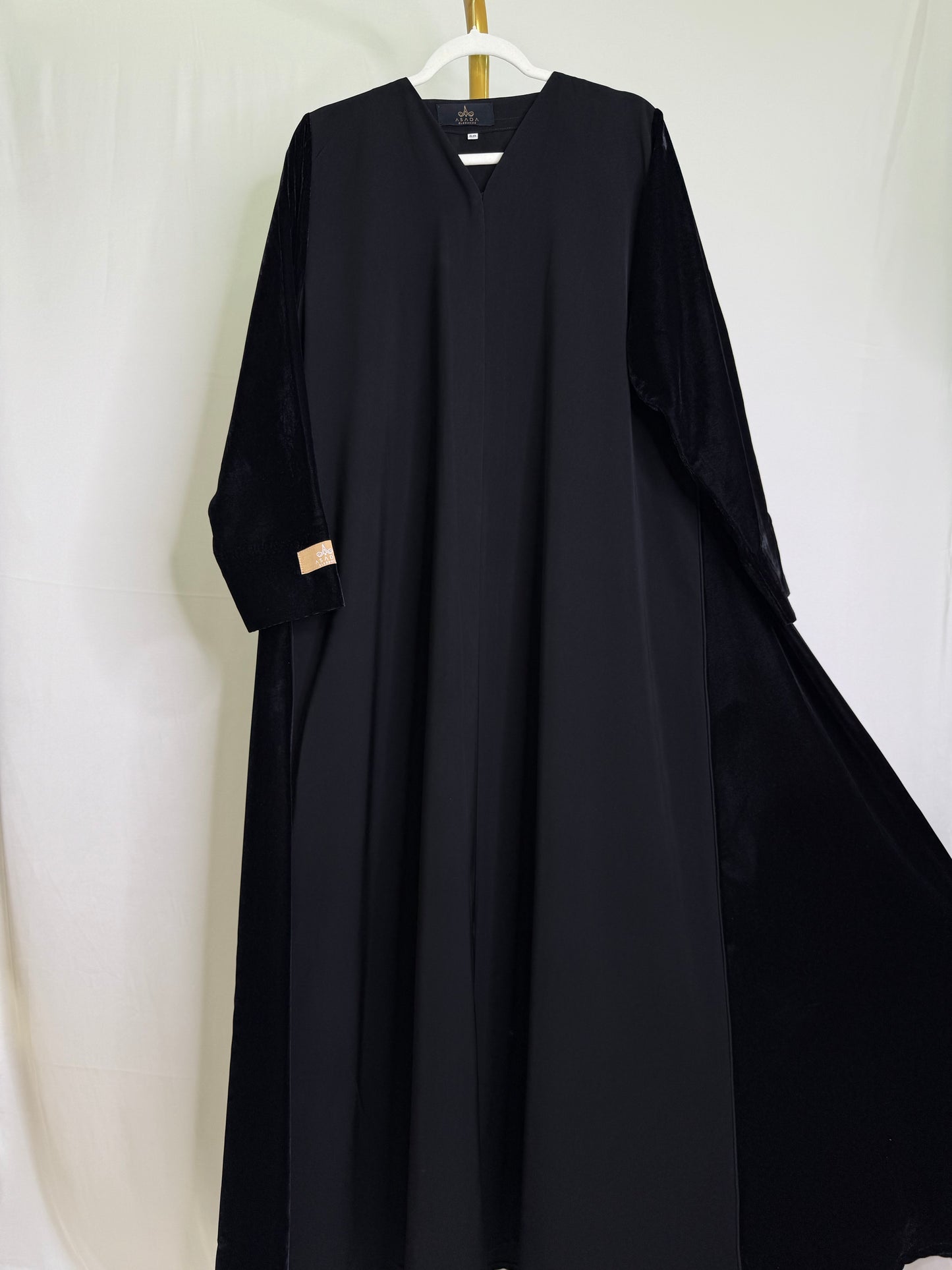 AB001